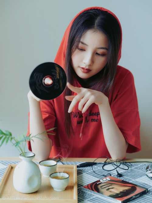 唐纳德·高尔的持球技巧和精准传球成为袋鼠队的利器,唐纳德 古尔德